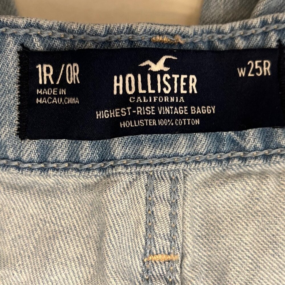 Hollister jeans